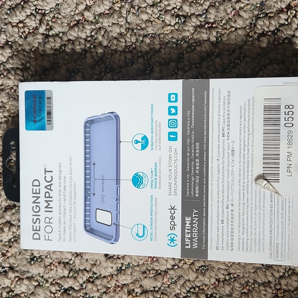 Speck phone case for Samsung Galaxy S8. - Picture 4 of 4